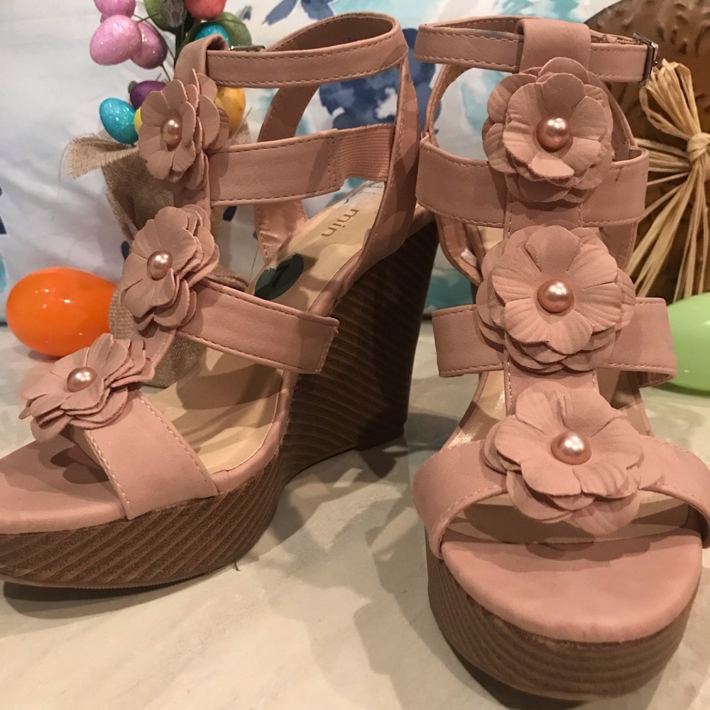 Blush Pink wedges